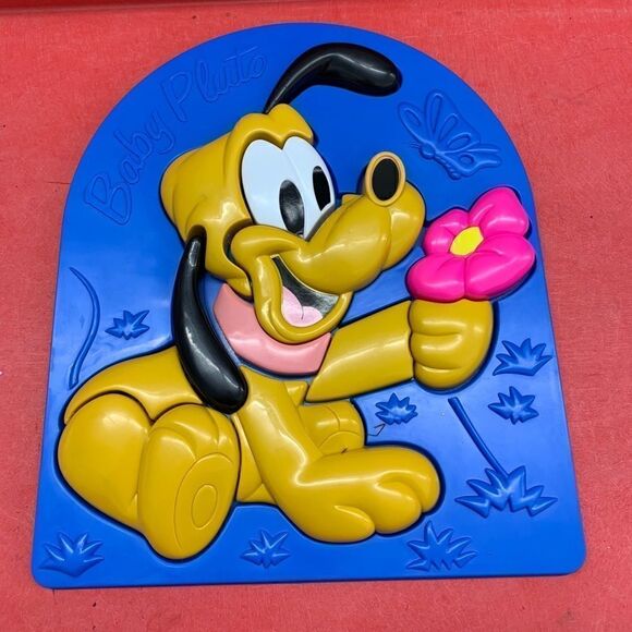 Vintage Plastic Pluto Puzzle  - Picture 1 of 2